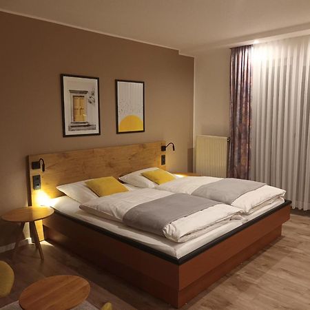 Rhoen-Hotel Sonnenhof - Restaurant & Cafe Попенхаузен Екстериор снимка